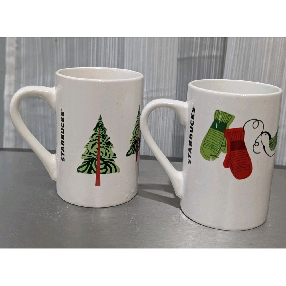 Starbucks Coffee Mugs Christmas Trees & Mittens. Chip On Handle, See Pic 10 oz‎